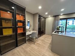 Shrewsbury Road (D11), Terrace #529954551